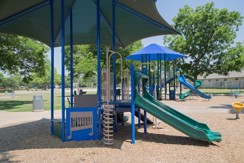George Stevens Park - Pickleball in Arlington, Texas