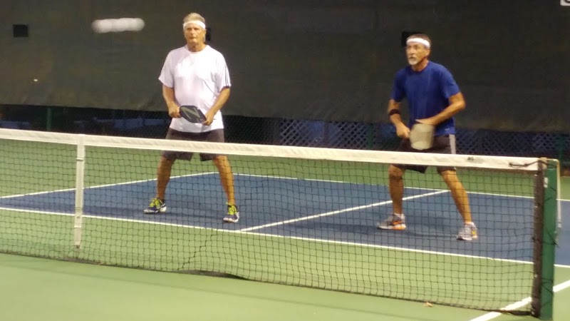 Keowee Key Fitness & Racquet Center