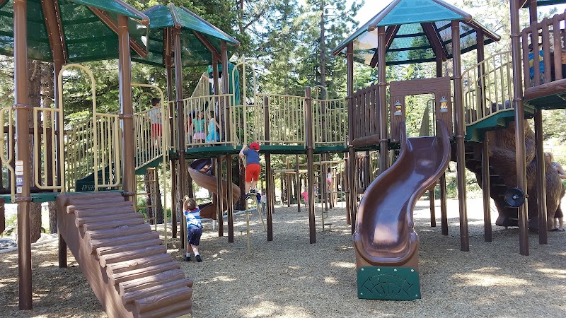North Tahoe Regional Park - Pickleball in Zephyr Cove, Nevada