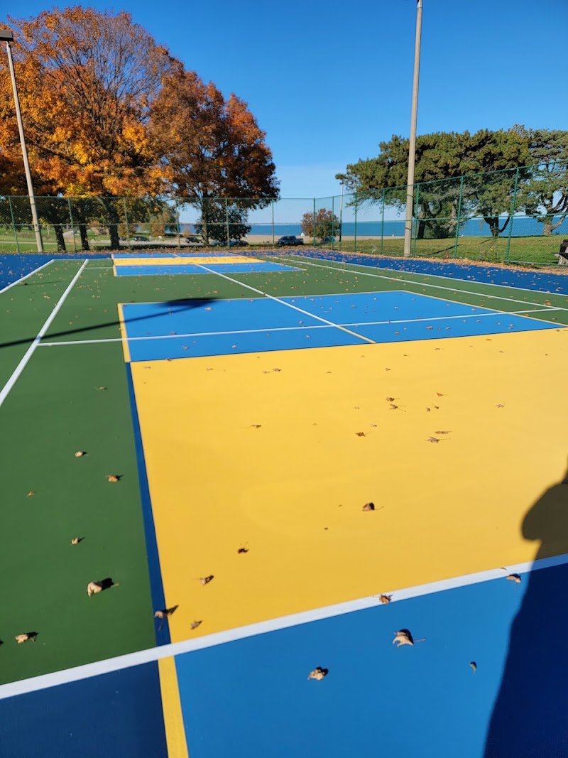 Pennoyer Park Tennis & Pickleball Courts - Pickleball in Kenosha, Wisconsin