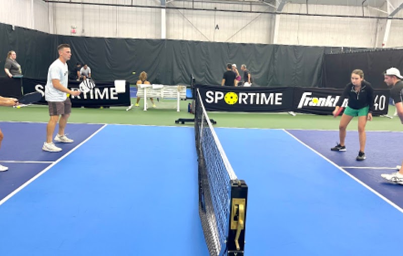SPORTIME Pickleball Harbor Island