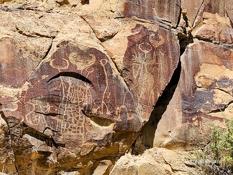 Legend Rock State Petroglyph Site - Pickleball in Thermopolis, Wyoming