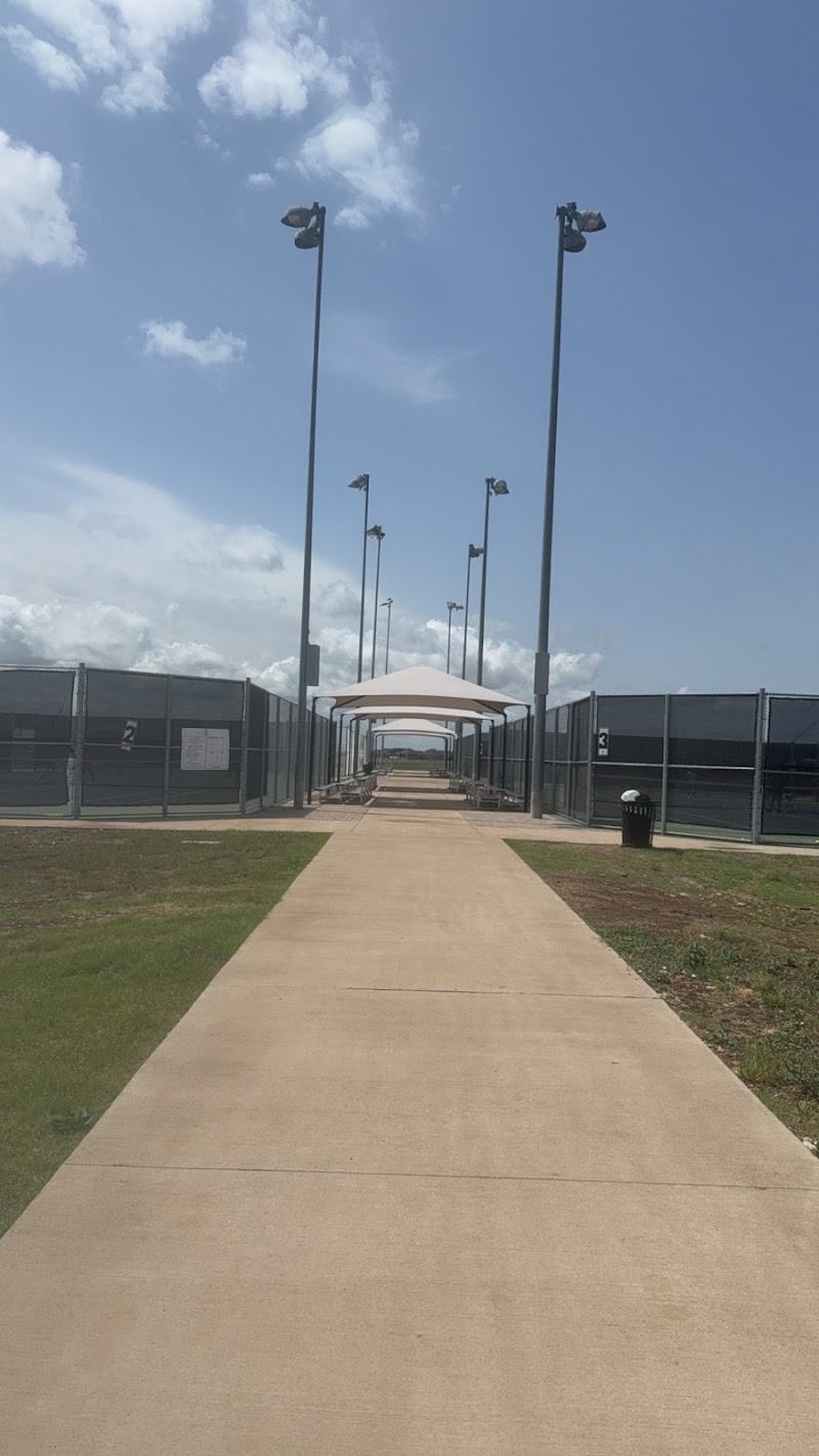 Crossroads Tennis and Pickelball courts