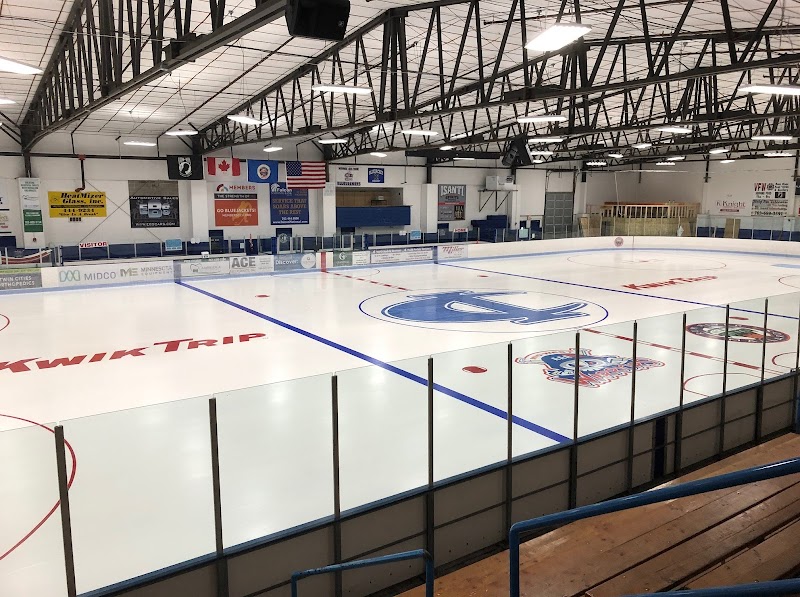 Isanti Civic Arena - Pickleball in Isanti, Minnesota
