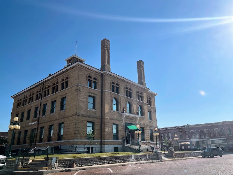 Harrisonville Municipal Court & City Hall