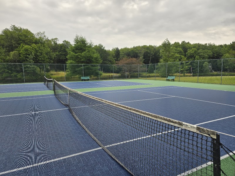 Island Pool Tennis Courts - Pickleball in Blakeslee, Pennsylvania