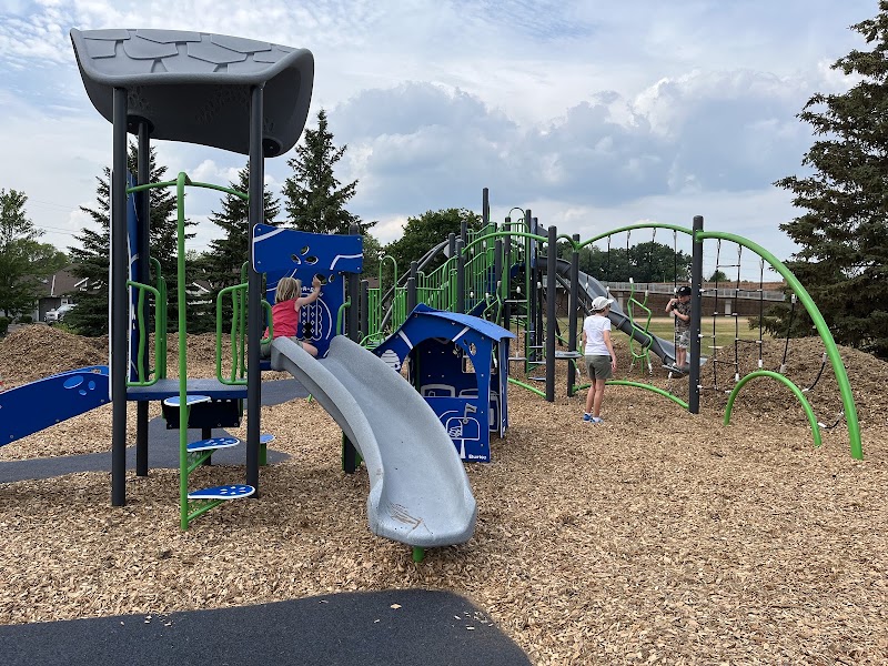 Edinbrook Park - Pickleball in Brooklyn Park, Minnesota