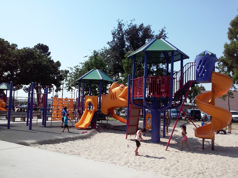 Sigler Park - Pickleball in Midway City, California