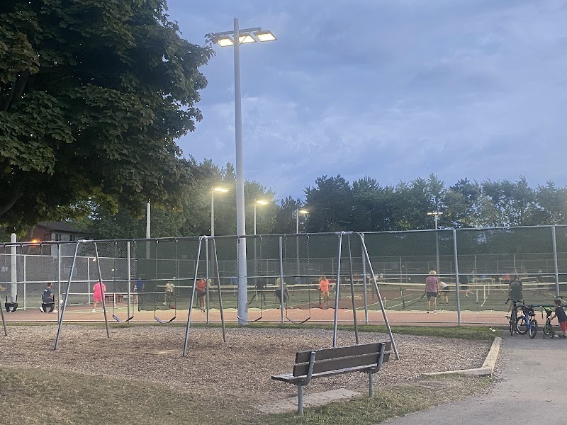 Sheridan Tennis Club - Pickleball in Mississauga, Ontario