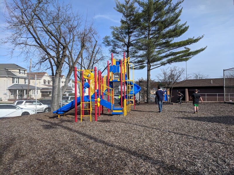 Miles Street Community Park