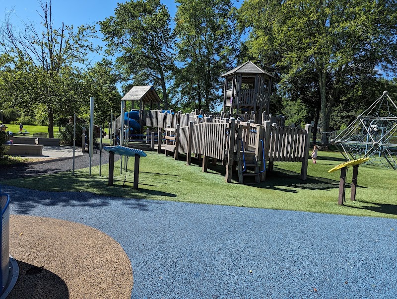 Dickinson Memorial Park