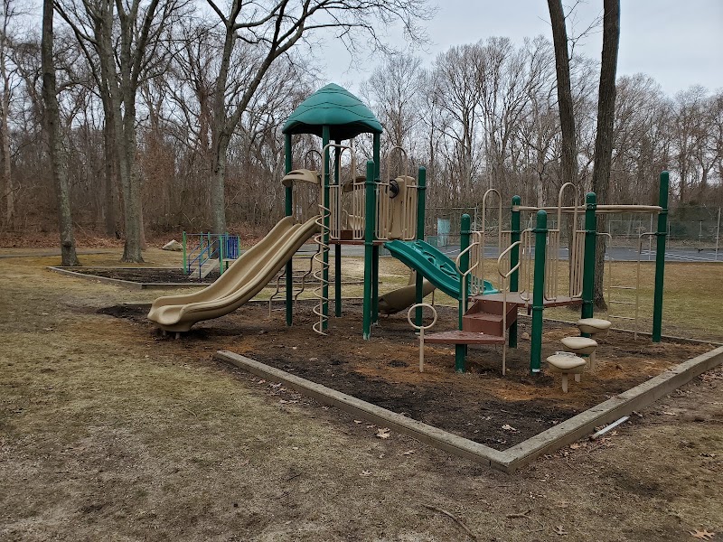 Bayberry Park - Pickleball in Wading River, New York