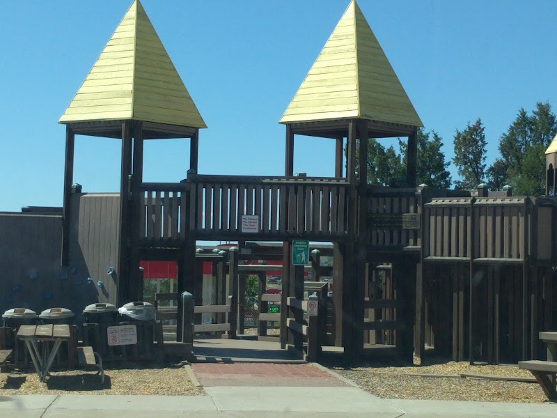 Watford City Children's Park - Pickleball in Watford City, North Dakota