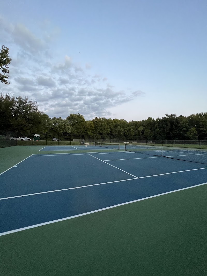 Eakin Tennis Court - Pickleball in Merrifield, Virginia