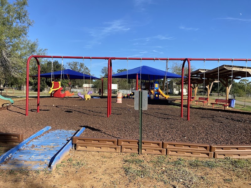 Von Ormy City Park