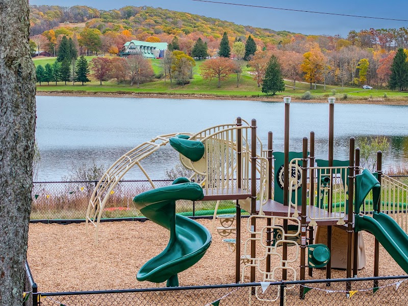Alpine Lake Resort