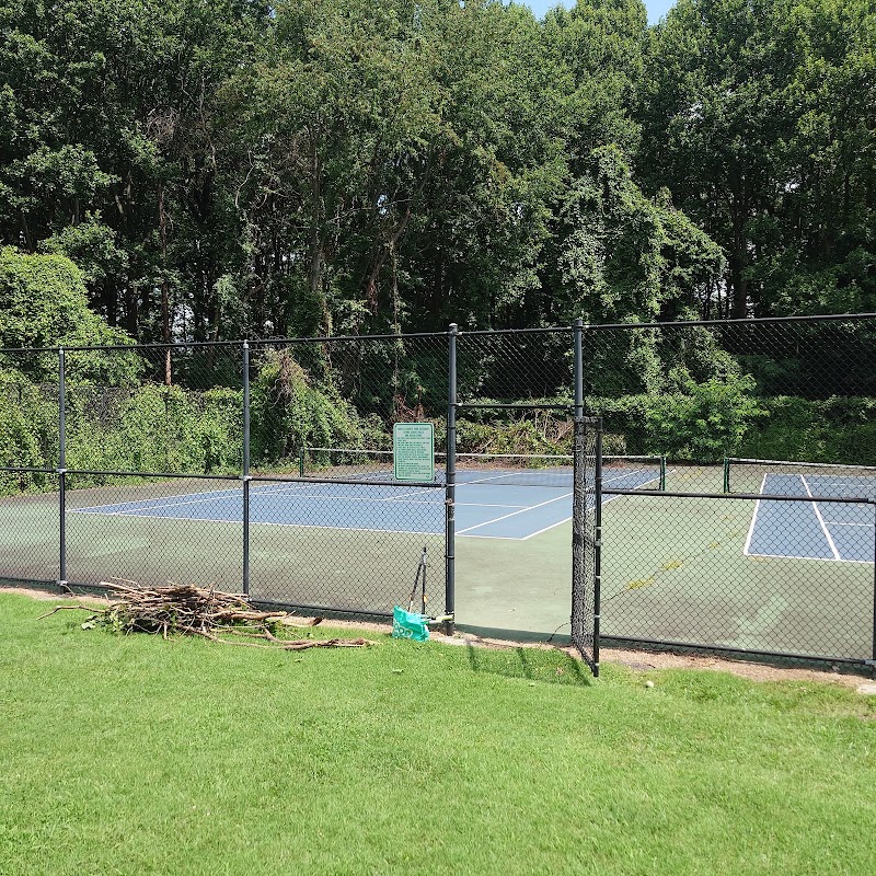 Fairfax County Public tennis court
