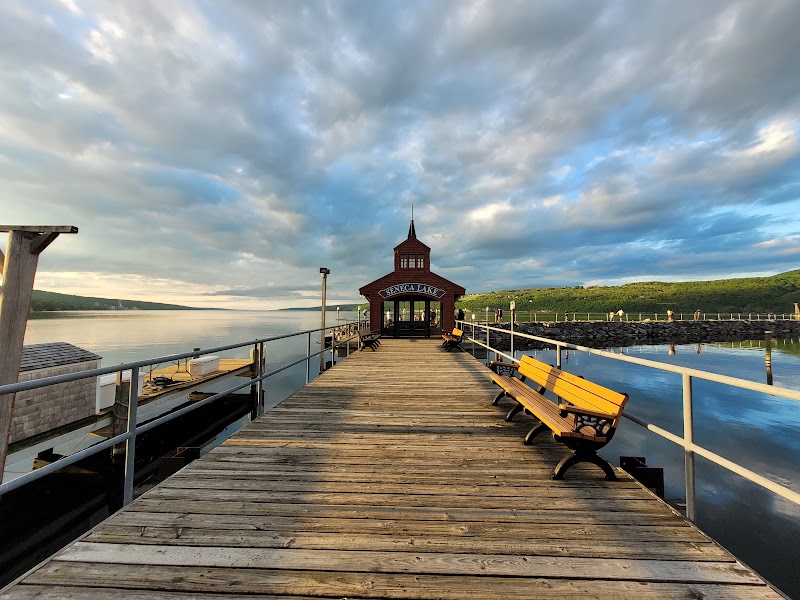 Pier House Seneca Lake Watkins Glen