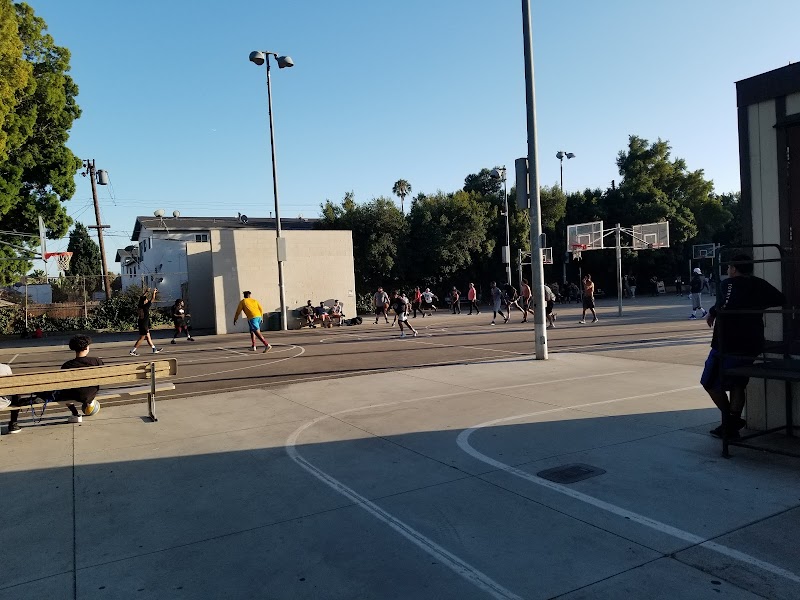 Poinsettia Recreation Center - Pickleball in Los Angeles, California
