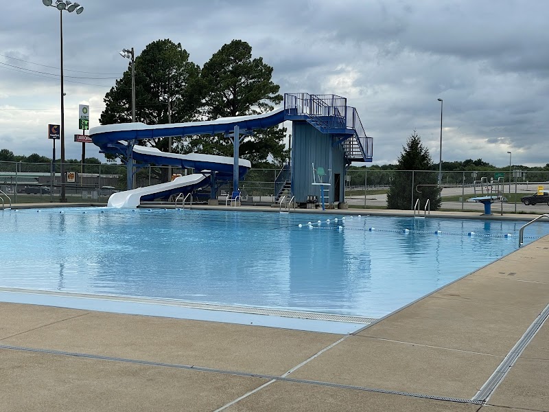 Sullivan Swimming Pool - Pickleball in Sullivan, Missouri
