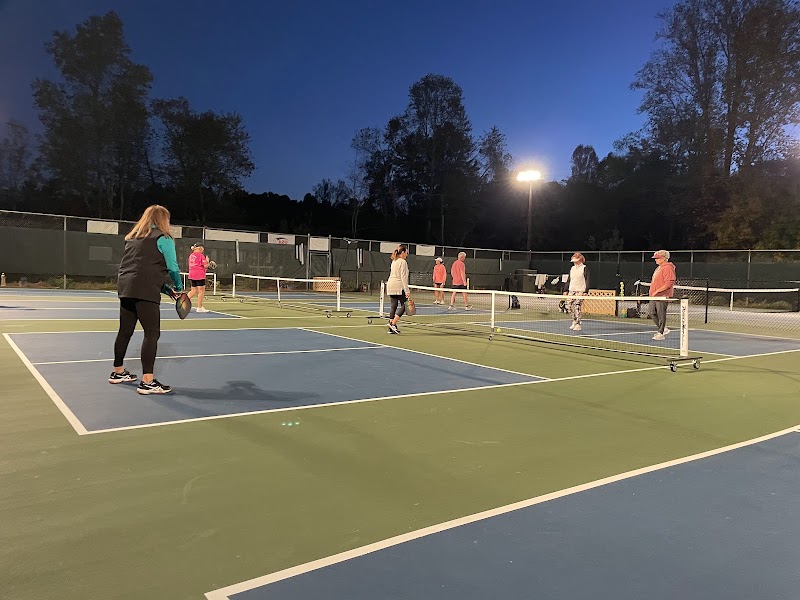 The Luckydog Club Tennis and Pickleball