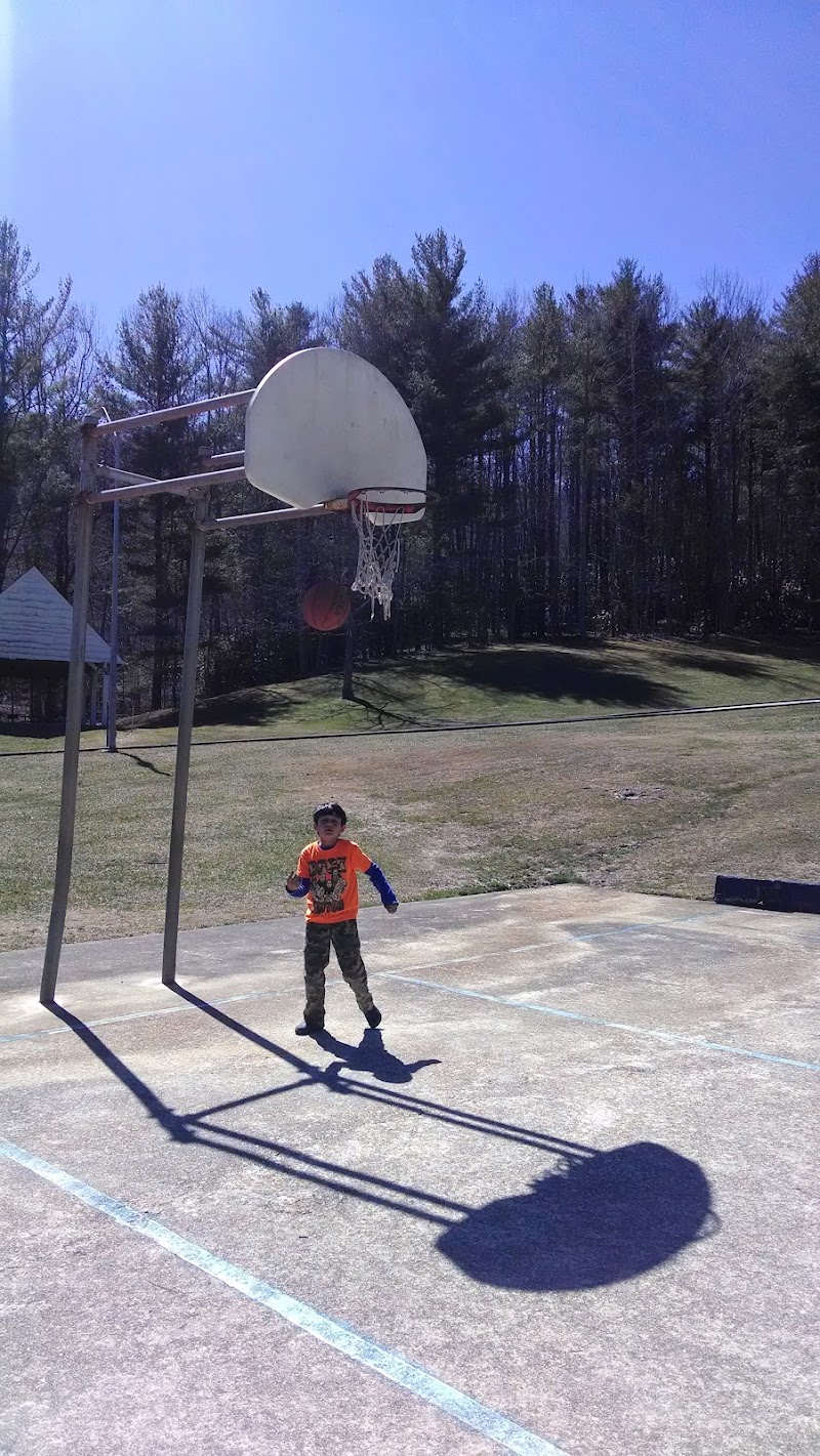 Brad Ragan Park - Pickleball in Spruce Pine, North Carolina