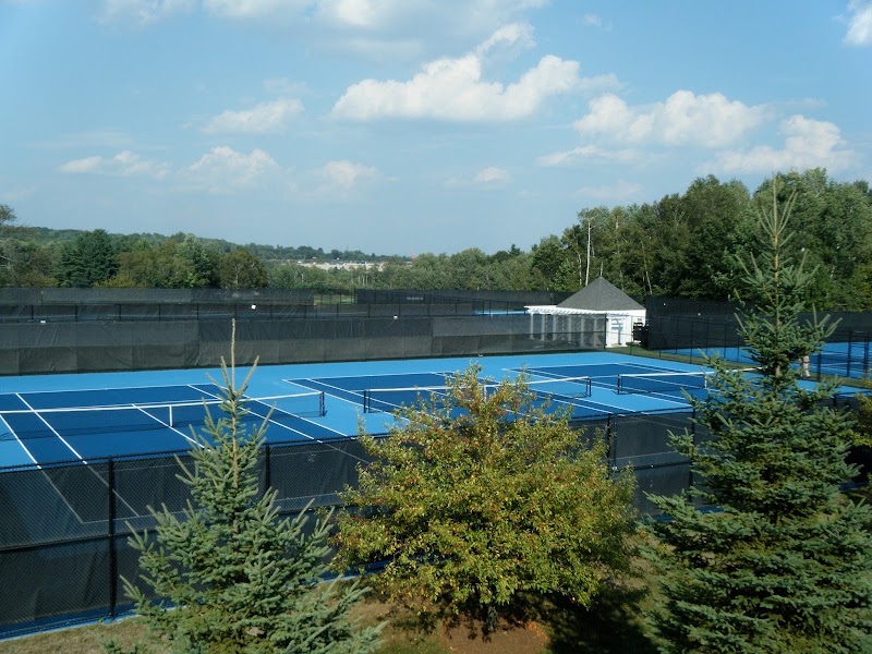 Advantage Tennis