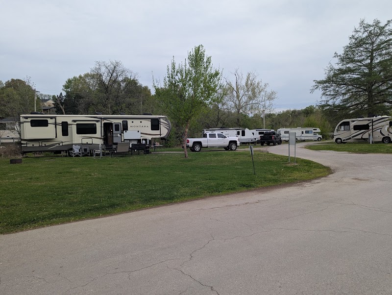 Hermann City Park RV Campgrounds - Pickleball in Hermann, Missouri