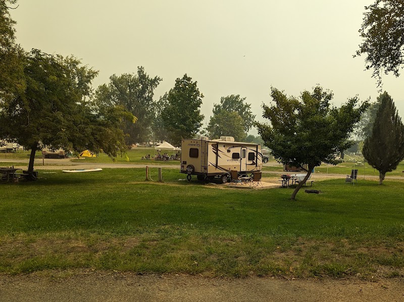 Osoyoos Lake Veteran’s Memorial Park. - Pickleball in Oroville, Washington