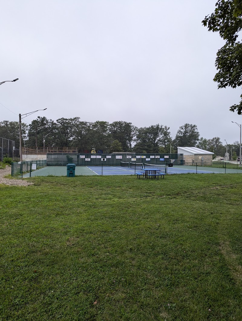 Baker Park-Pickleball court - Pickleball in Anderson, Indiana