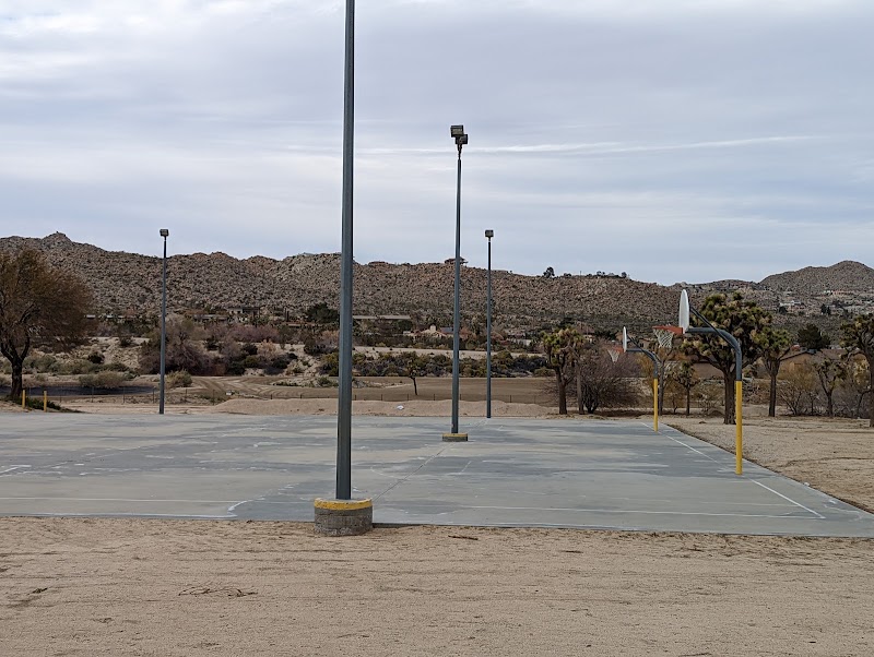 Community Center Park-basketball court