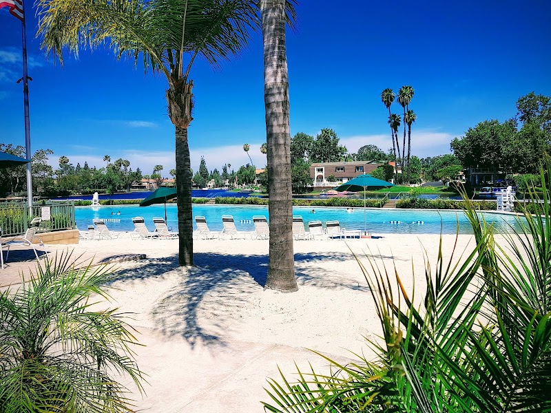 Lake Forest Beach and Tennis Club - Pickleball in Lake Forest, California