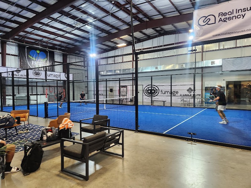 Padel Country Club Katy