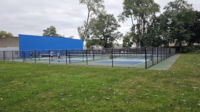 Baldwin Park pickleball courts