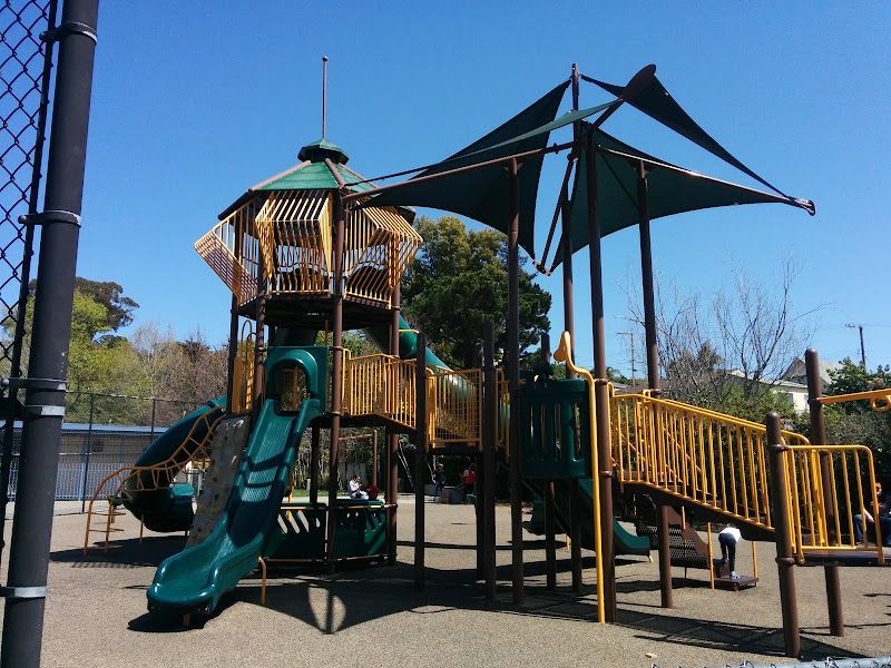 Cerrito Vista Park - Pickleball in El Cerrito, California
