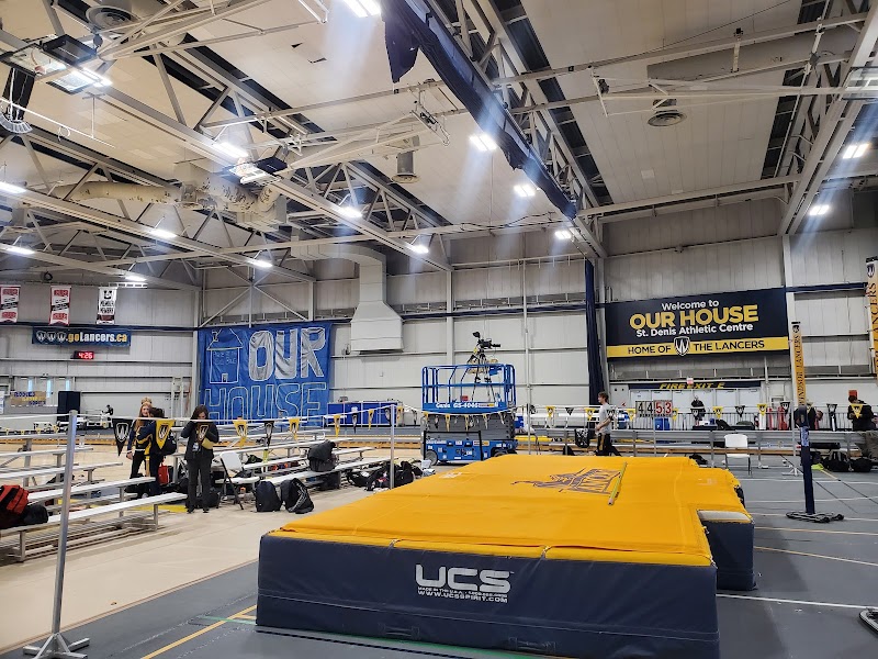 Toldo Lancer Centre