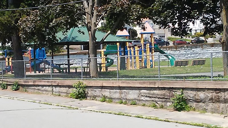 Babe DiConza Memorial Park: Bartley-Nolan/Salem Street Playground