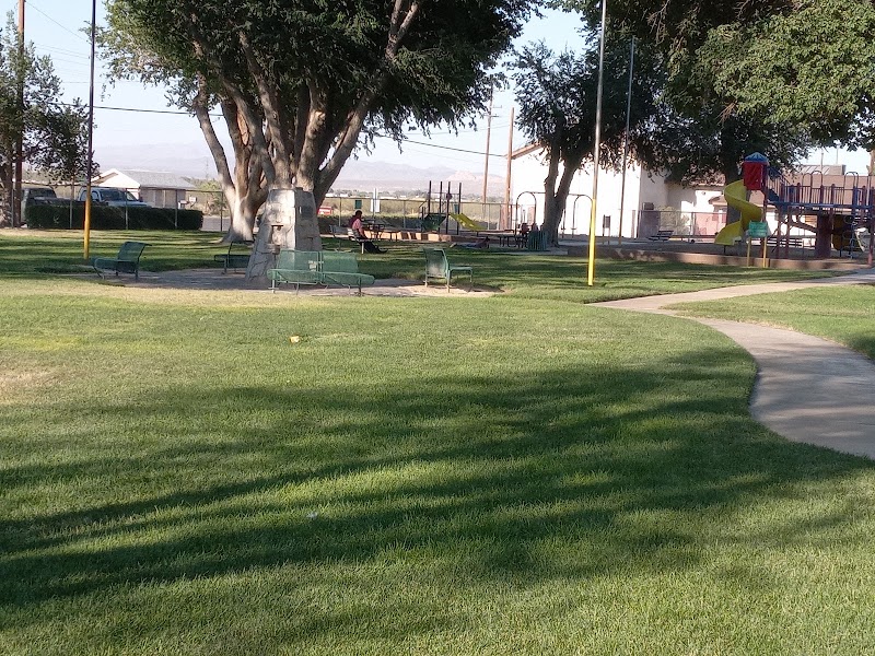 Pioneer Park - Pickleball in Lucerne Valley, California