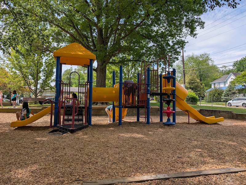 Meadow Lane Park - Pickleball in Merrifield, Virginia