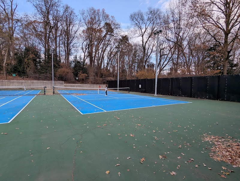 Glebe Road Park - Pickleball in Arlington, Virginia