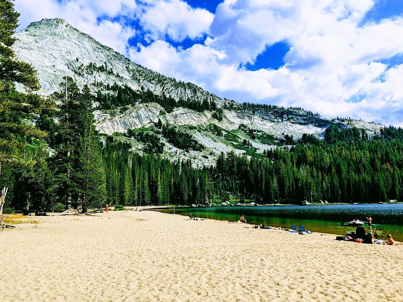 Tenaya Lake Picnic Area