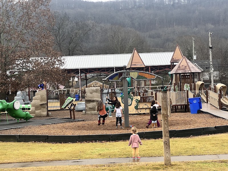 Alabama Walking Trail Park - Pickleball in Fort Payne, Alabama