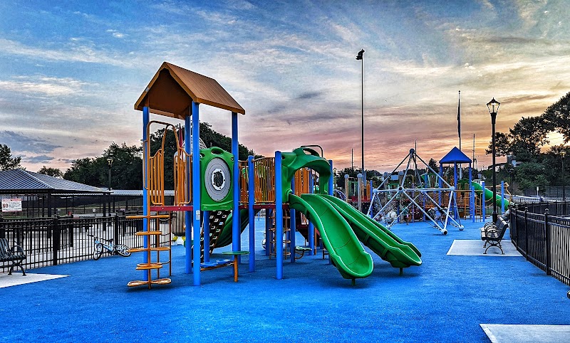 Gunnell Oval - Pickleball in Kearny, New Jersey