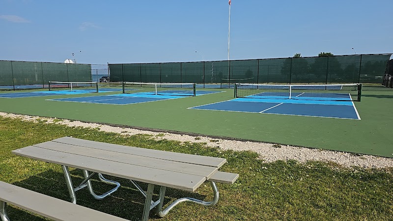 Brandenburg Pickleball Courts