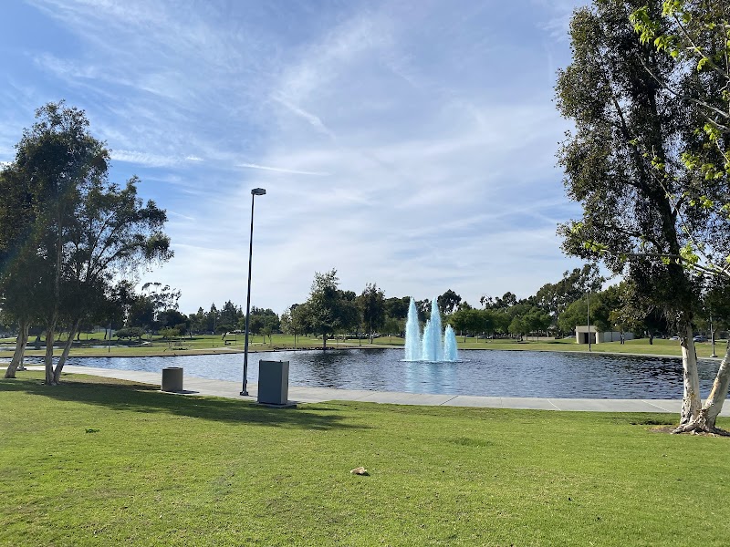 Don Knabe Community Regional Park - Pickleball in Cerritos, California