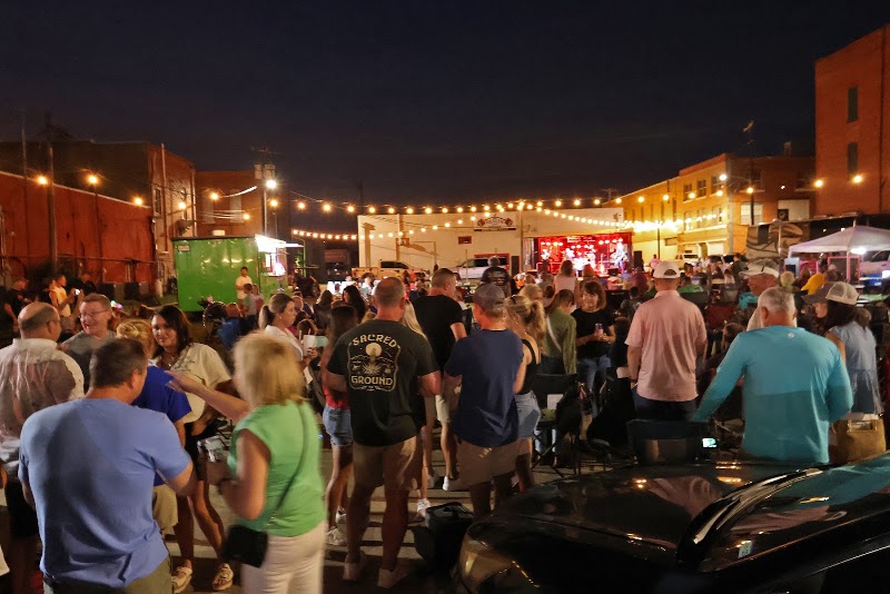 THE YARD - Downtown Hillsboro