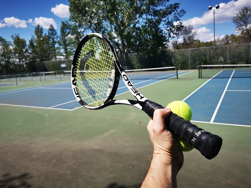 Douglas Park Tennis Courts