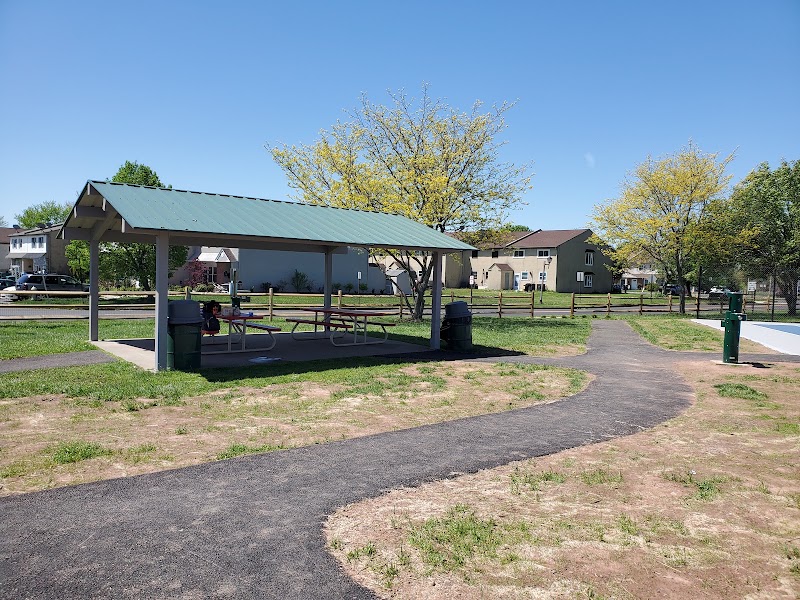 Willow Knoll Park Basketball Court - Pickleball in Warrington, Pennsylvania