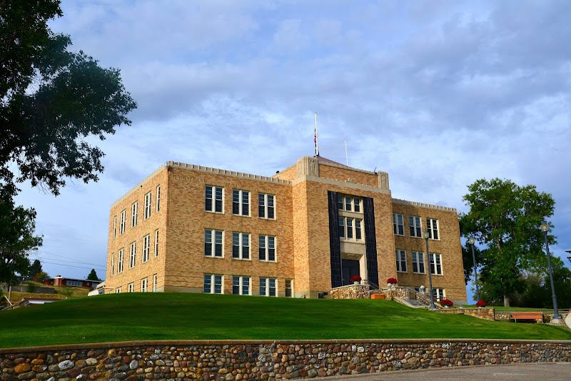 Toole County Courthouse - Pickleball in Shelby, Montana
