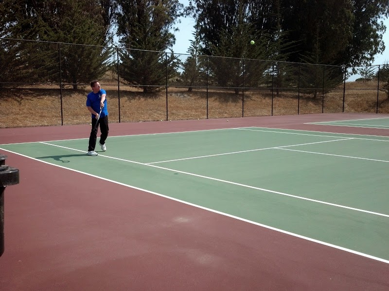 Oak Hills Private Tennis Courts